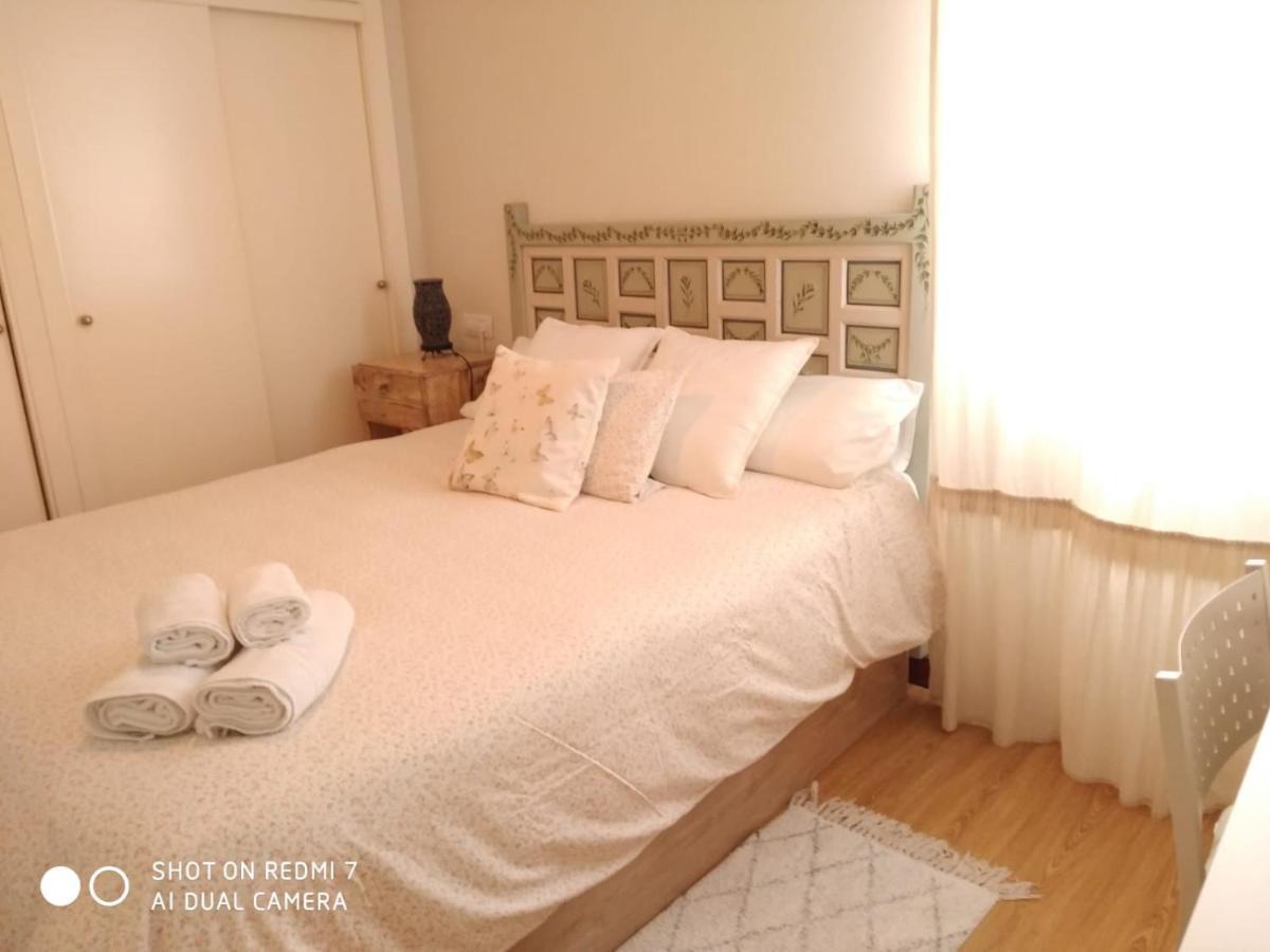 Apartamento Con Vistas Al Rio Guadalquivir En Triana, Sevilla ภายนอก รูปภาพ